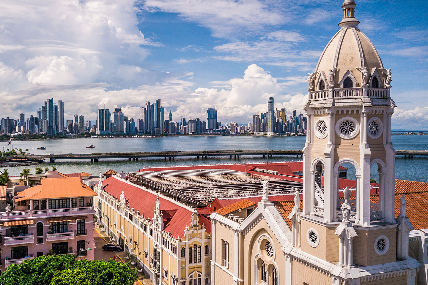 Panama City - Blick von der Altstadt zur Skyline